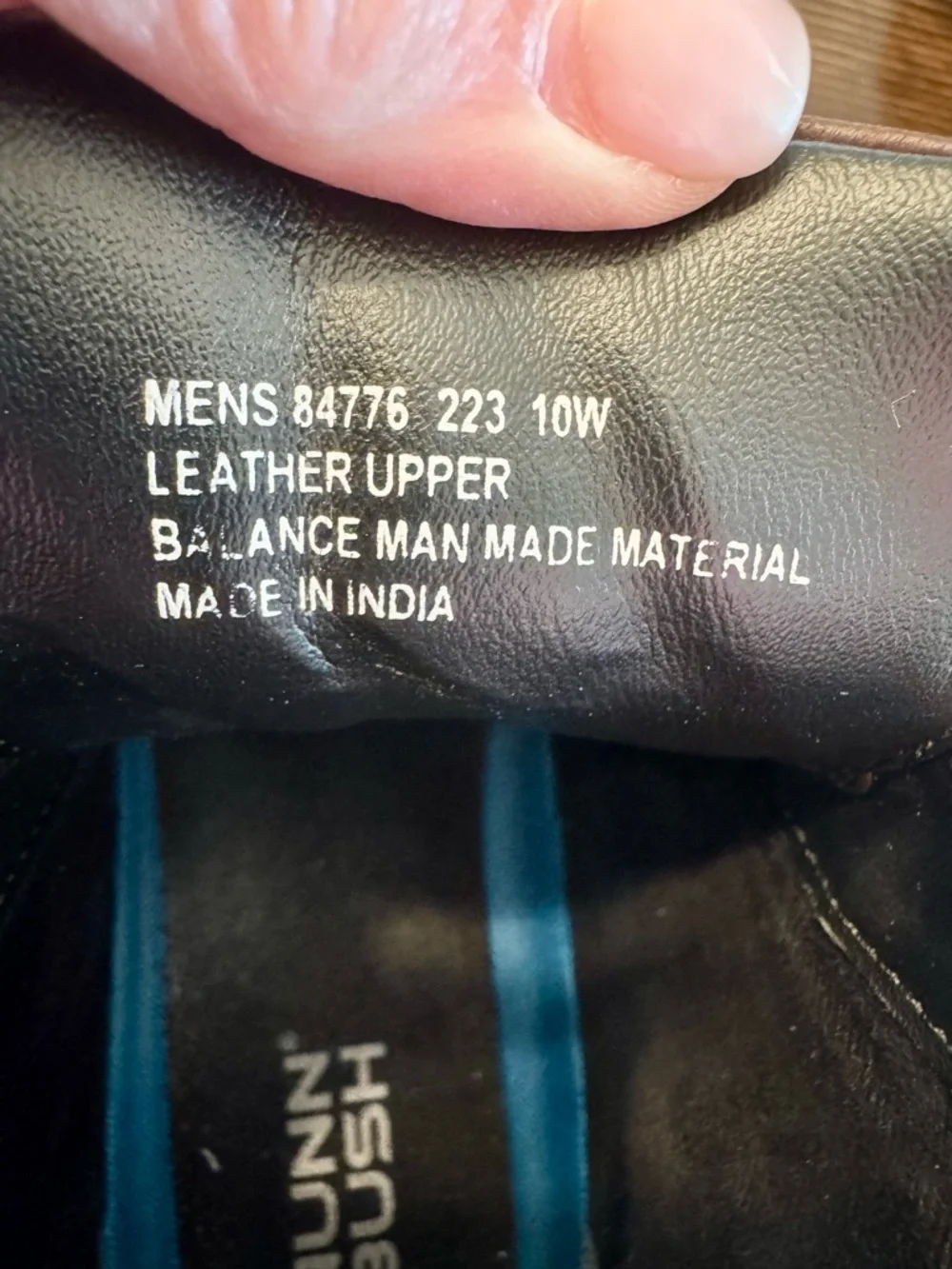 Nunn Bush refined leather